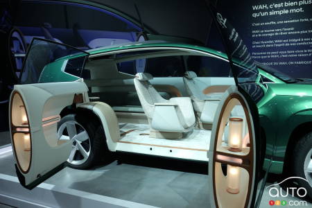 Hyundai Seven Concept - Interior