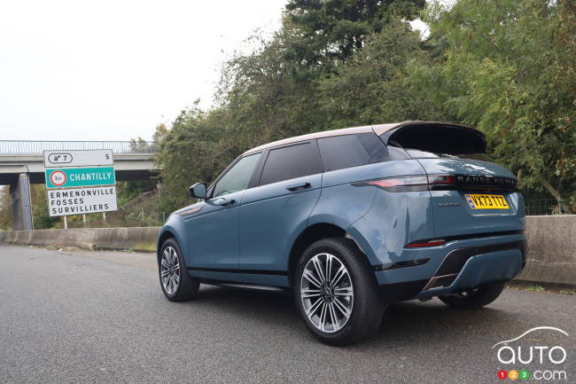 2024 Range Rover Evoque, three-quarters rear