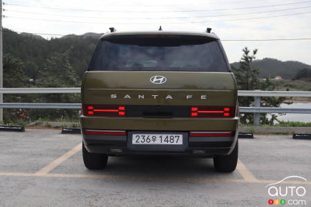 Hyundai Santa Fe 2024, arrière