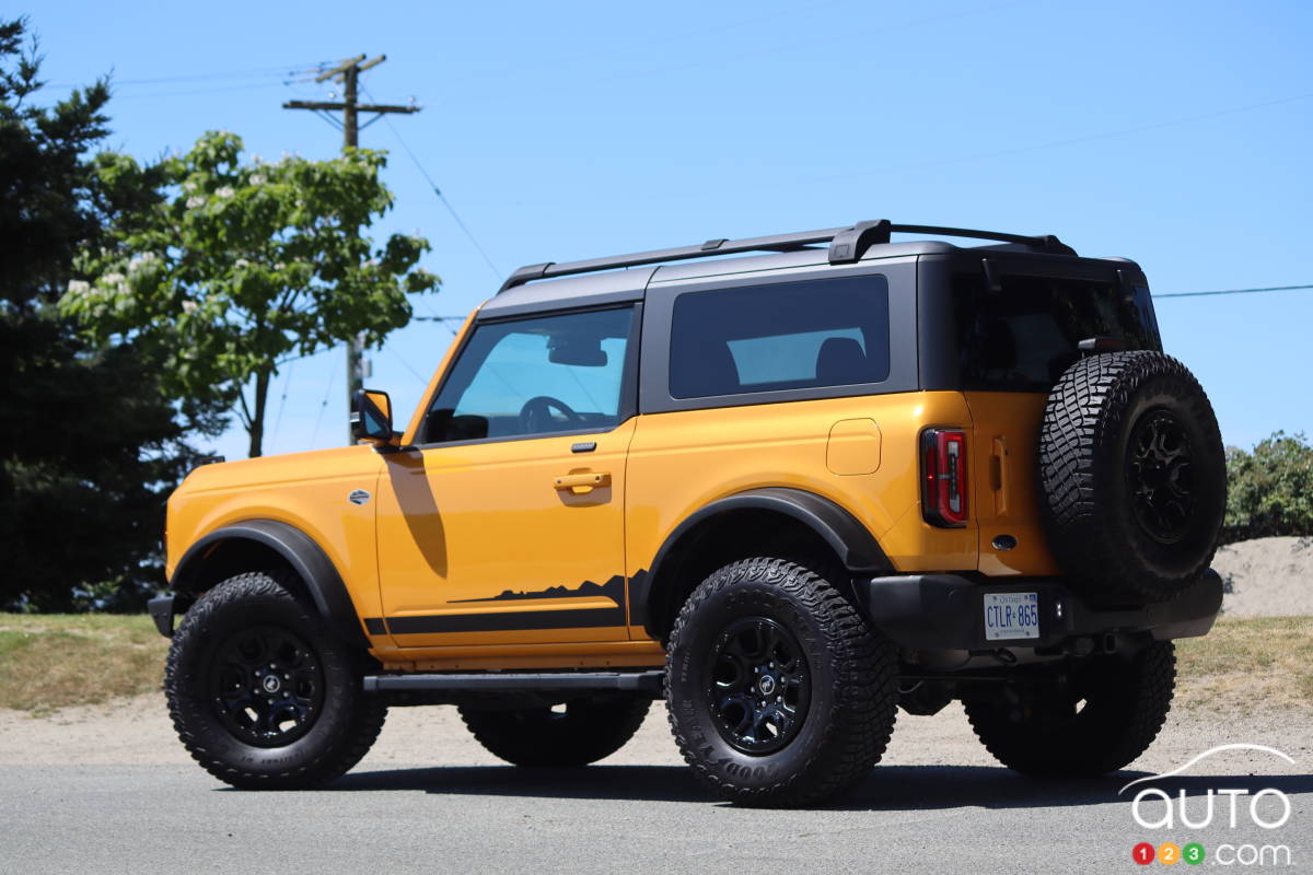 Ford Bronco 2 portes Wildtrak Sasquatch, trois quarts arrière