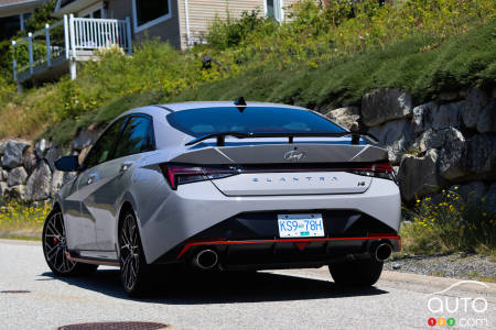 2022 Hyundai Elantra N, rear