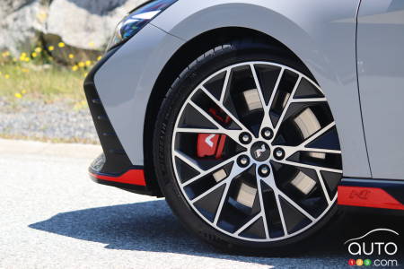 2022 Hyundai Elantra N, wheel