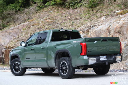 2022 Toyota Tundra, three-quarters rear