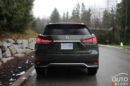 2022 Lexus RX 450h, rear