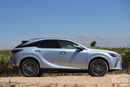 2023 Lexus RX 350h, profile