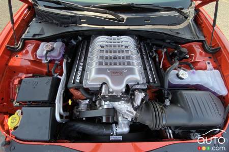 Engine of the Dodge Charger SRT Hellcat