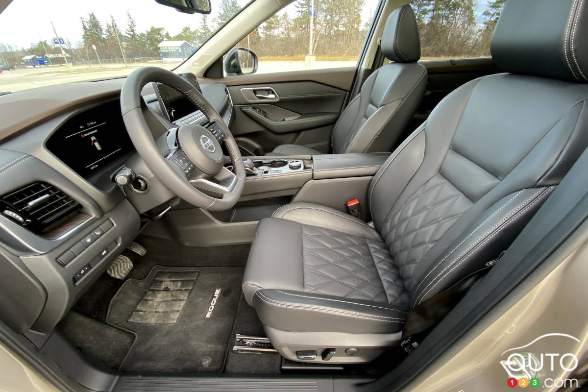 Nissan Rogue, première rangée de sièges