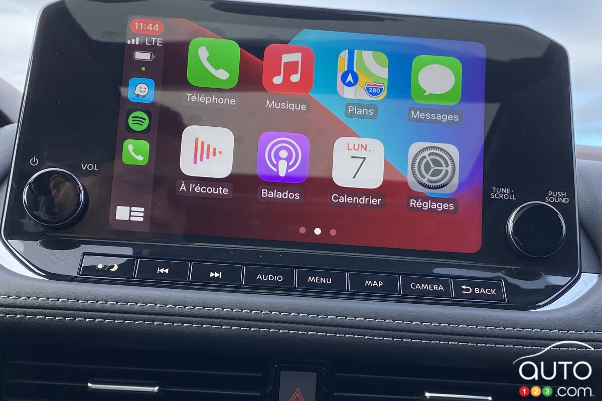 Nissan Rogue 2021, écran multimédia