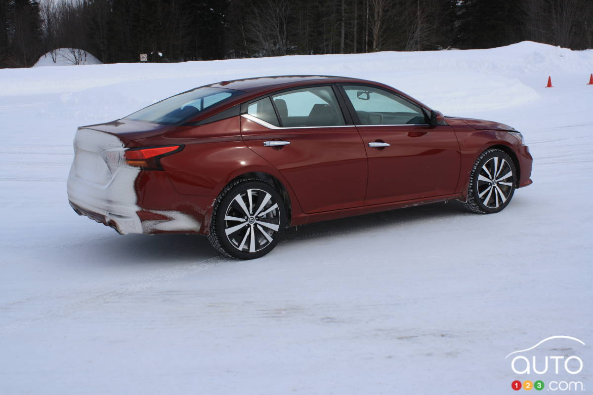 altima in snow