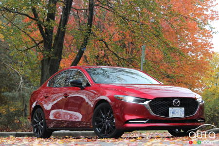 2021 Mazda3 Turbo, three-quarters front