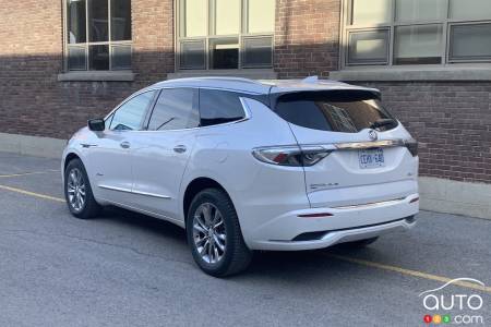 2022 Buick Enclave, three-quarters rear