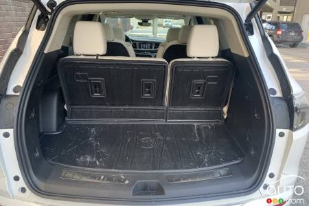 2022 Buick Enclave, trunk