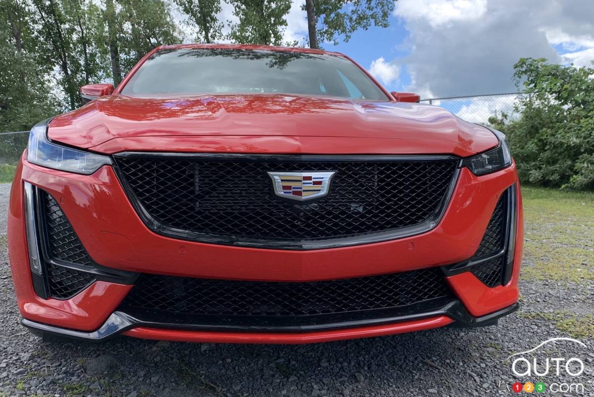 Cadillac CT5-V 2020, avant