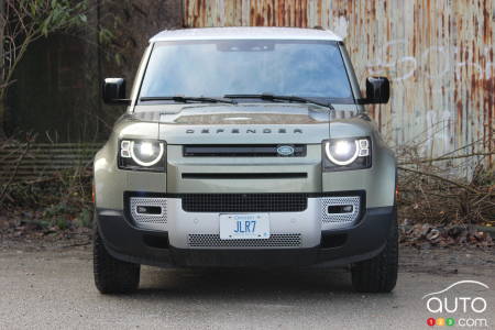 Land Rover Defender 2021, avant