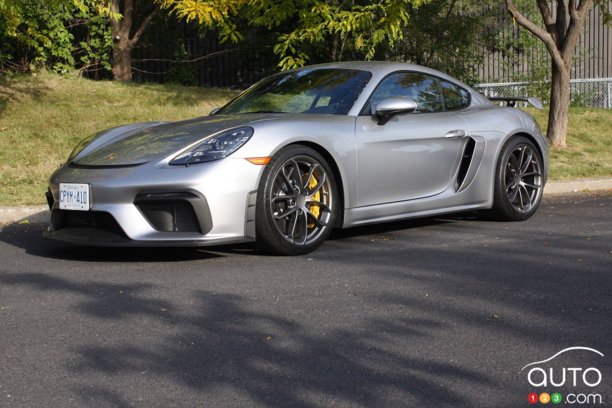 Porsche 718 Cayman GT4, profil