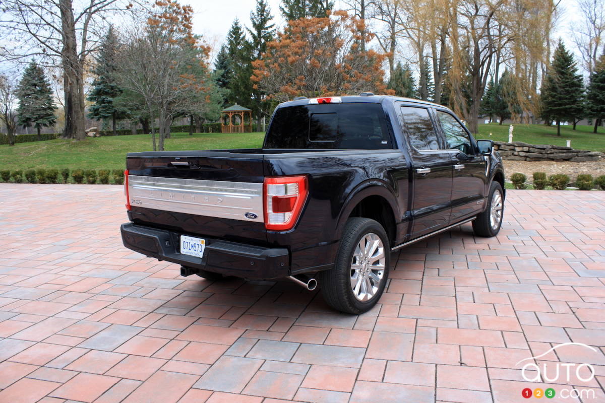 Ford F-150 hybride 2021, trois quarts arrière