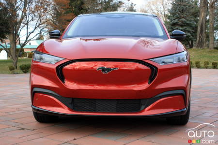 2021 Ford Mustang Mach-E, front