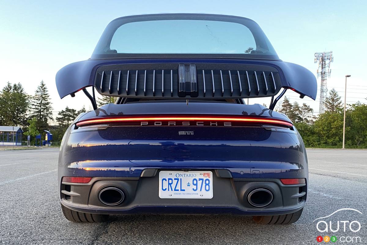 2021 Porsche 911 Targa 4 Review: All the 911 Goodness, Just Breezier