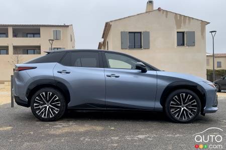 2021 Volvo XC40 Recharge, interior