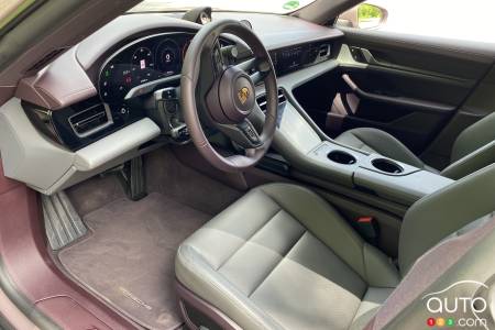 2021 Porsche Taycan RWD, interior