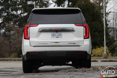 2021 GMC Yukon AT4, rear