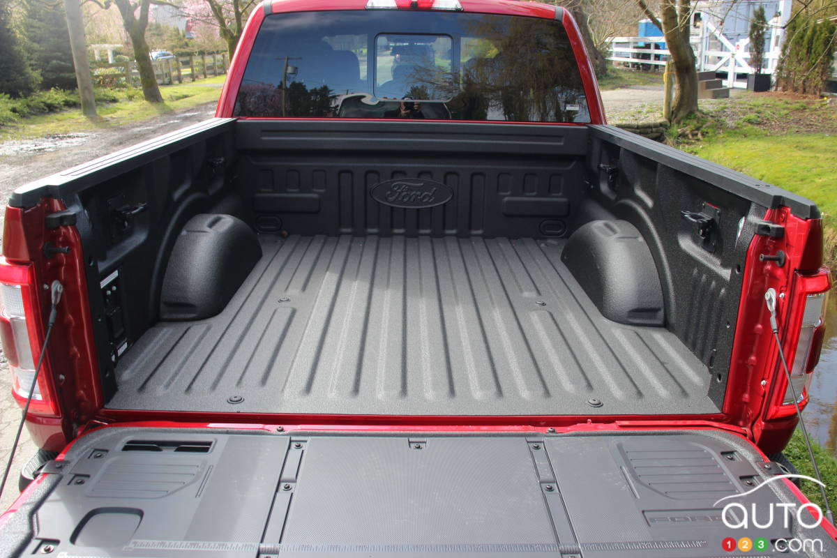 Ford Bed Ramp Kit Fitment On A 2021 F150 With Work Surface