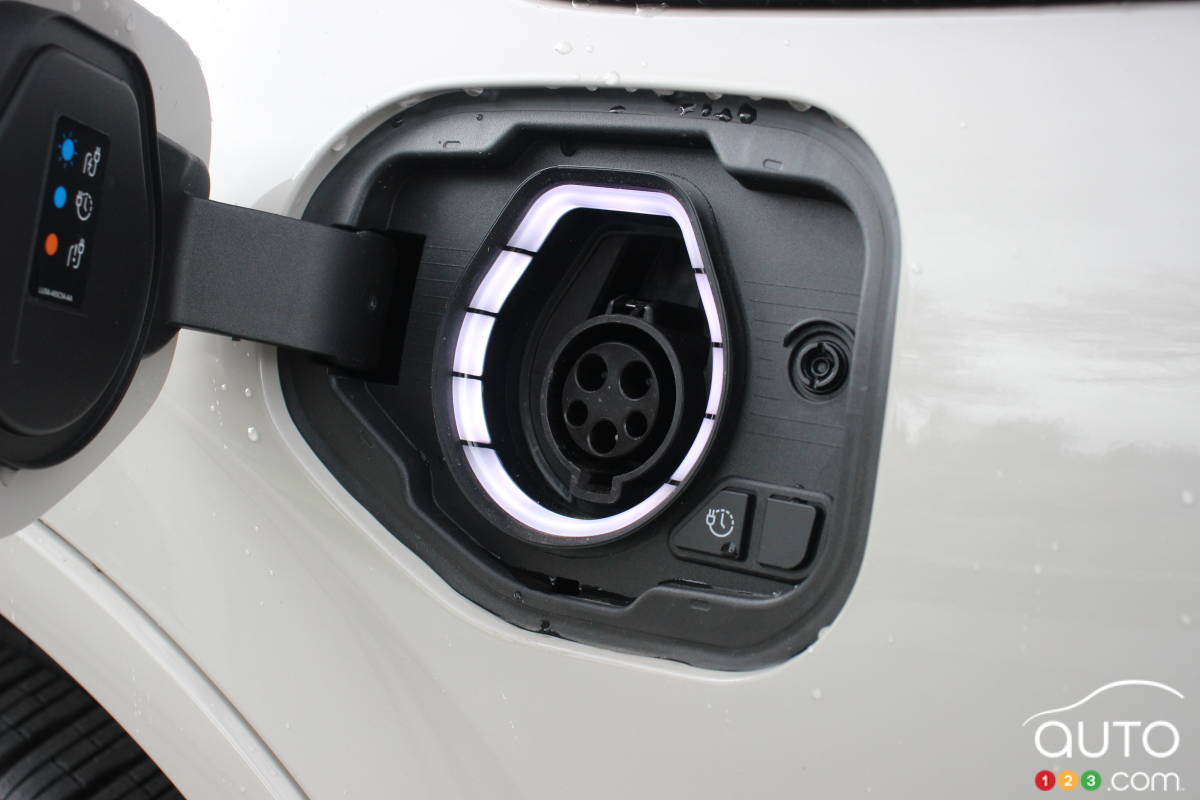 Lincoln Aviator Grand Touring, port de chargement