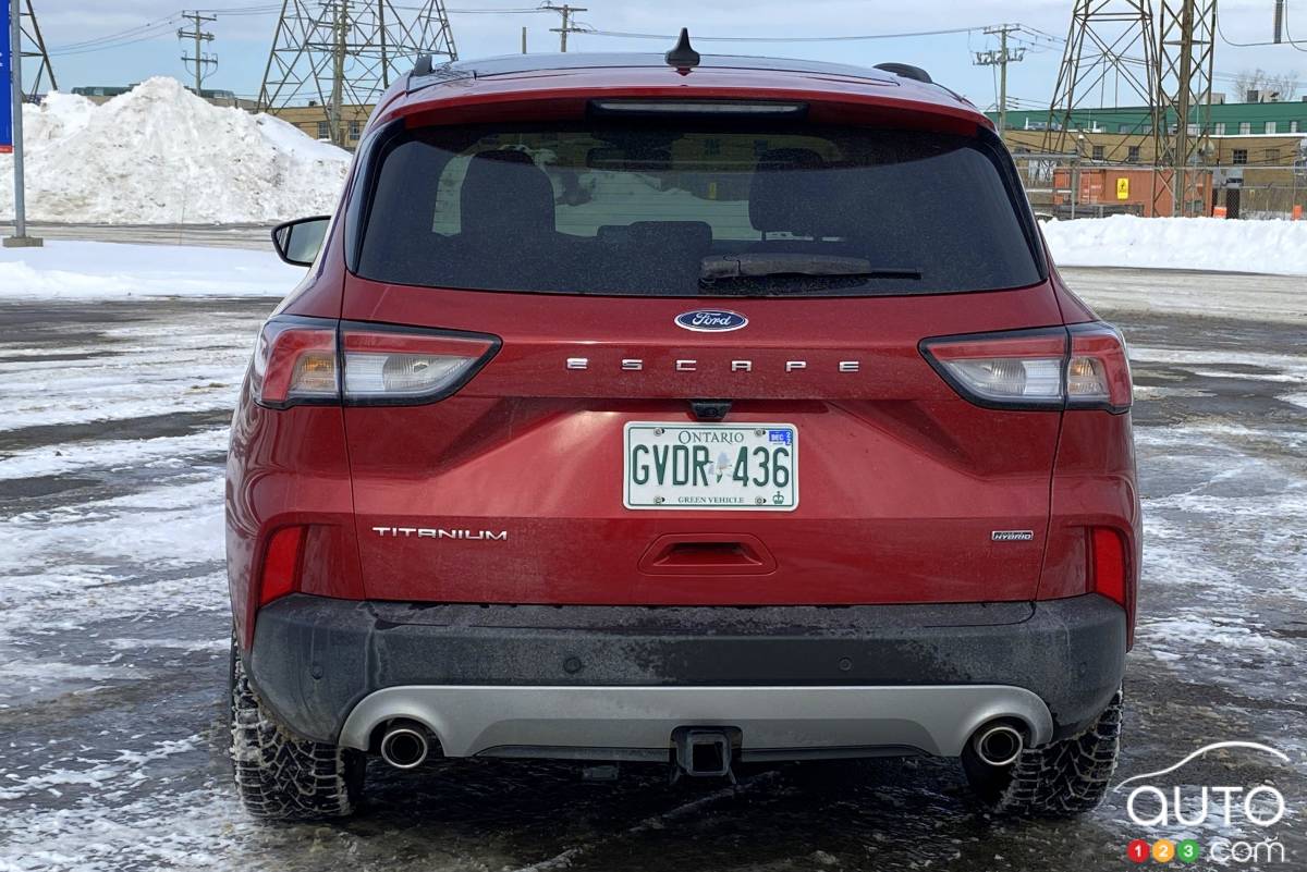 Ford Escape PHEV 2022, arrière