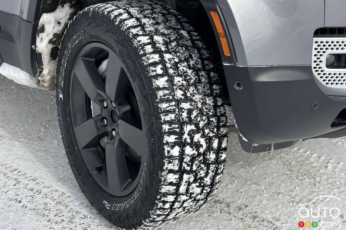 Le nouveau pneu Ice Friction de Pirelli