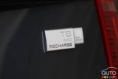 2021 Volvo XC90 Recharge, badging