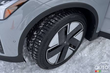 The Ice Friction tire, on a Polestar 2