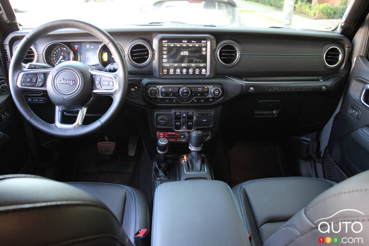 Jeep Wrangler 4xe 2021, intérieur