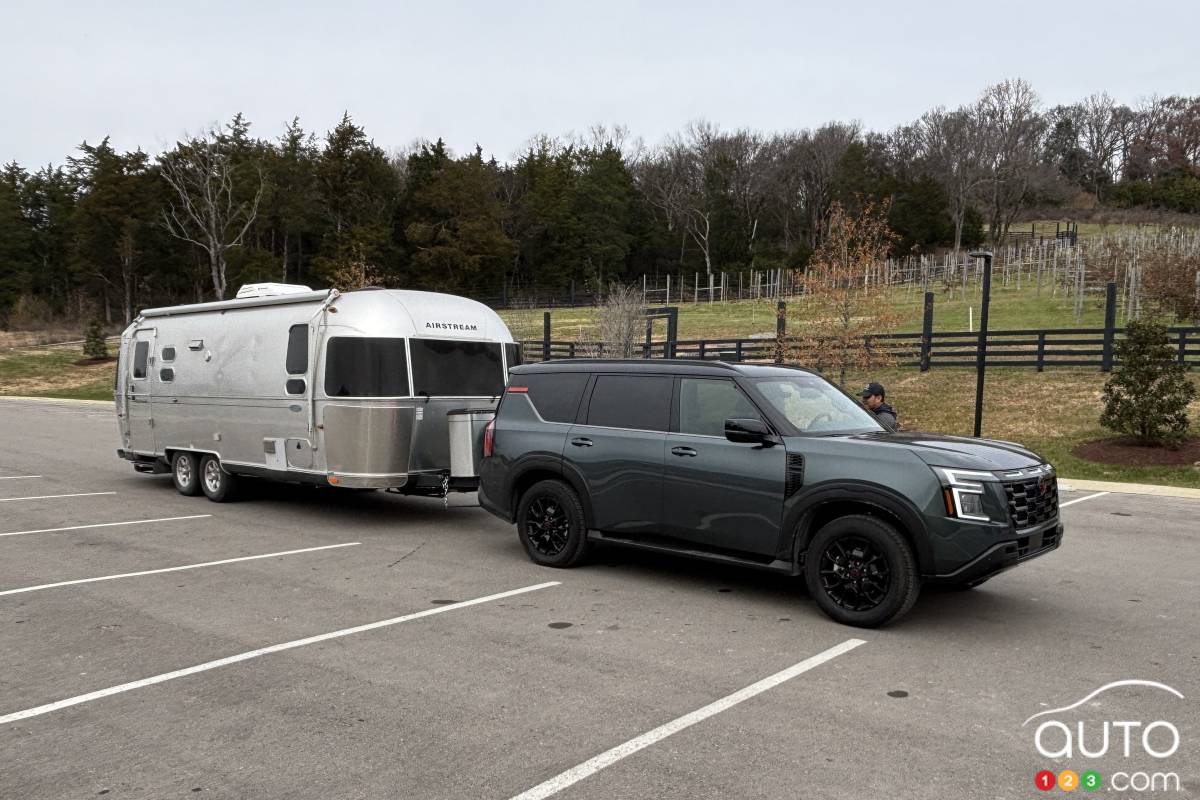 Le Nissan Armada 2025 peut remorquer jusqu'à 3855 kg