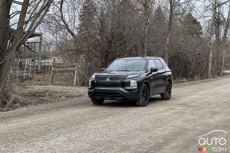 Mitsubishi Outlander PHEV 2025 - Photo 3/4 avant