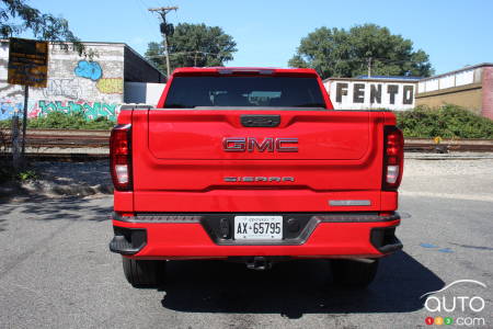 2021 GMC Sierra Elevation, rear