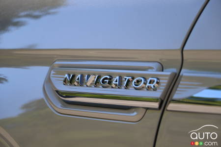 Lincoln Navigator 2024, écusson