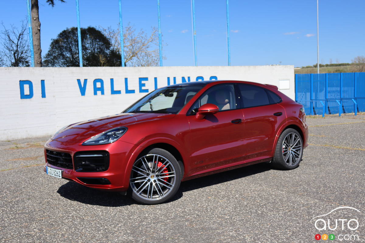 Porsche Cayenne GTS Coupé 2022, trois quarts avant