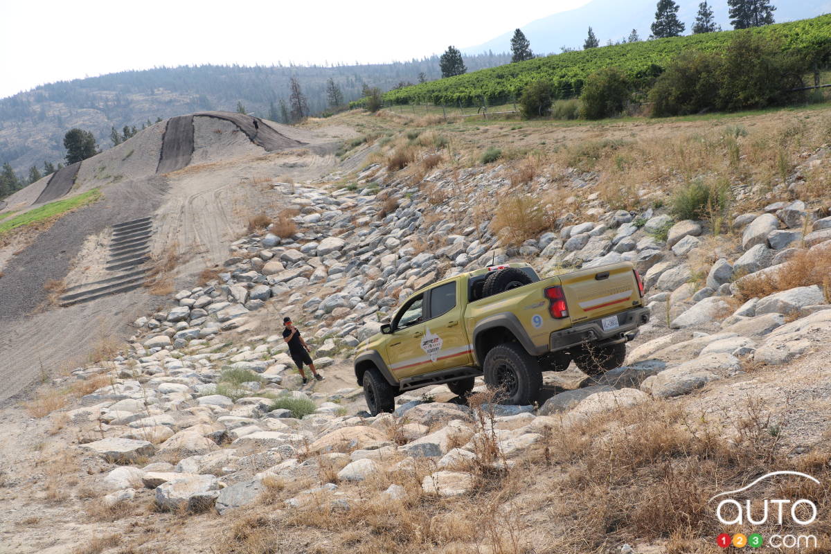 Le Chevrolet Colorado ZR2 2024, mis à l'épreuve