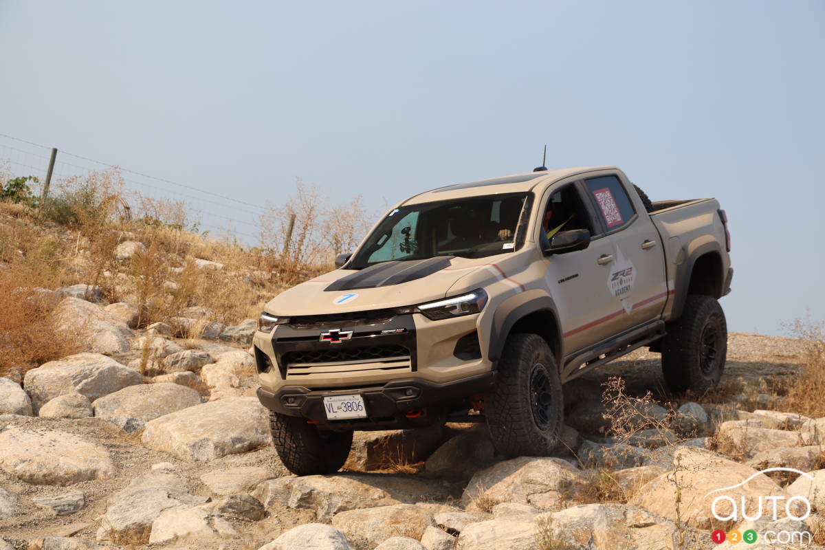 Le Chevrolet Colorado ZR2 2024, en descente