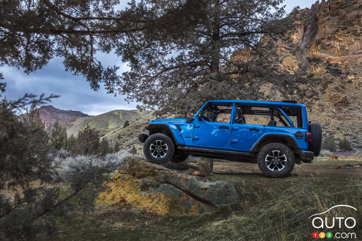 Un Jeep Wrangler au centre d'essai à Yucca, en Arizona