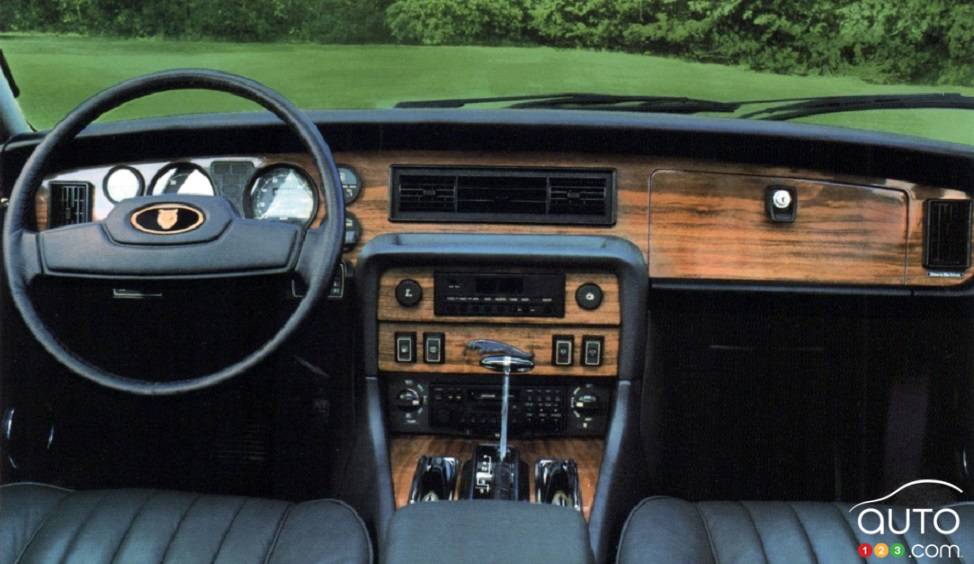 Jaguar XJ, intérieur