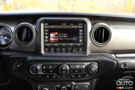 Jeep Gladiator Willys 2022 - Écran tactile