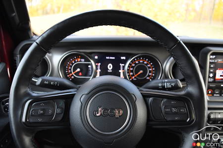 2022 Jeep Gladiator Willys - Steering Wheel