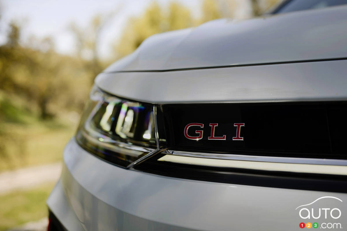 2025 Volkswagen Jetta GLI, GLI badging