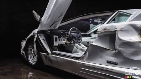 The damaged 1989 Lamborghini Countach is expected to garner a high selling price