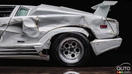 Lamborghini Countach 1989 accidentée