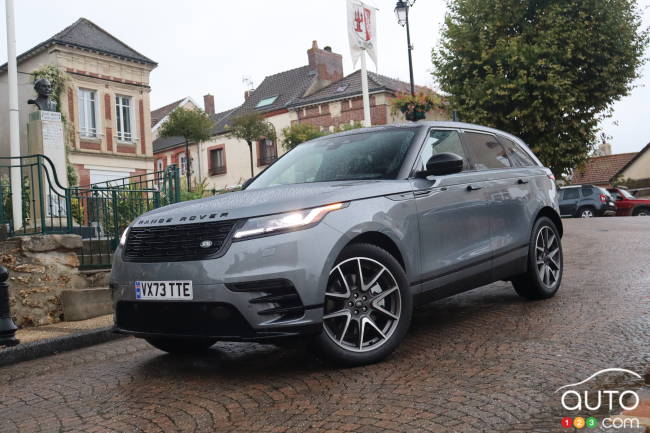 2024 Range Rover Velar grey