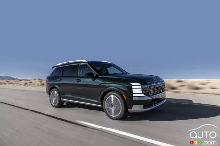 2026 Hyundai Palisade Calligraphy, on the road