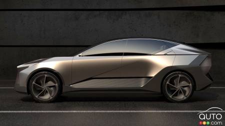 Introducing the new Lexus LF-ZL concept