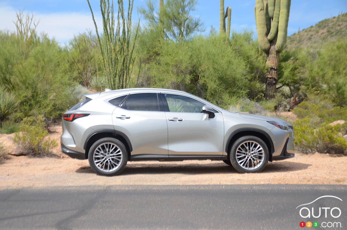 22 Lexus Nx First Drive Review Car Reviews Auto123